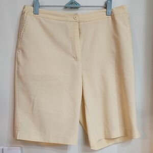 EP Pro Light Yellow Bermuda Golf Shorts